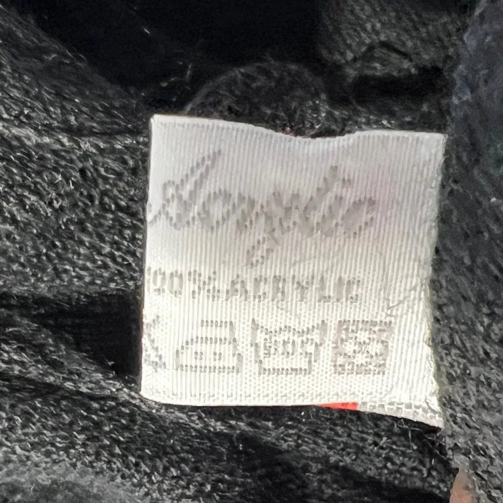 Unbranded lightweight black